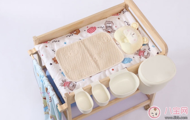 尿布臺可以用多久 寶寶尿布臺可以用到幾個月(至少3個月)