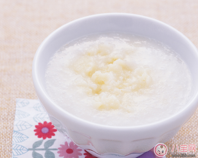 寶寶六個月大輔食:土豆稀粥 寶寶六個月大輔食:土豆稀粥