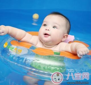 寶寶游泳好處 家長須知的注意事項