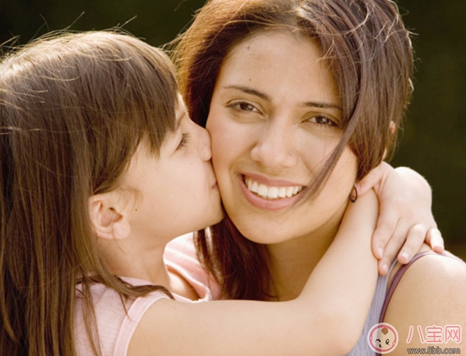 第一次當媽媽是什么感覺 一千個媽媽有一千種感覺