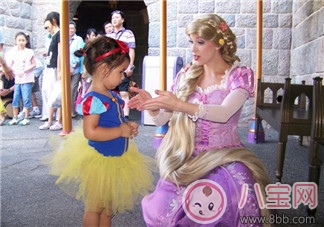 小寶寶也追星 如何看待三歲以上的孩子追星