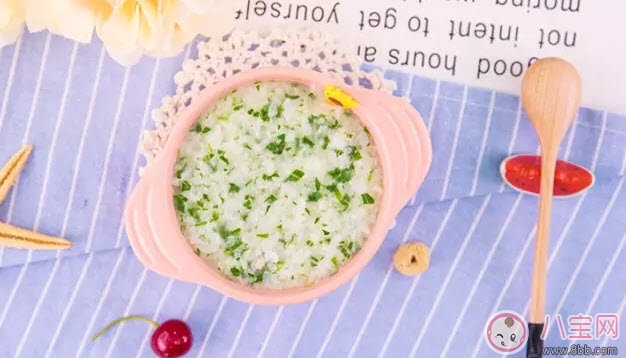 寶寶不愛吃青菜怎么辦 寶寶青菜粥的做法(吃一口愛上青菜)