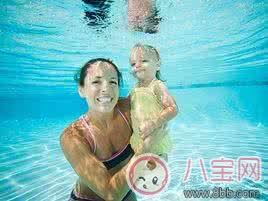 2017夏季親子游泳應該準備什么  有哪些問題需要了解