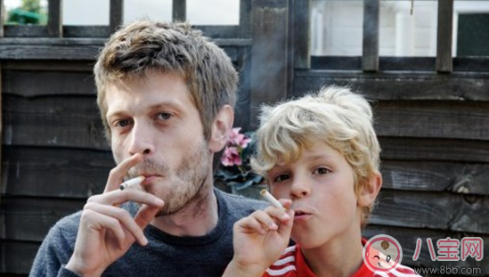 學(xué)紅孩兒噴火燒床單 怎么正確教育孩子的模仿行為 學(xué)紅孩兒噴火燒床單 怎么正確教育孩子的模仿行為