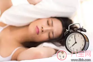 原來睡姿影響這么大 睡姿也會導致不孕