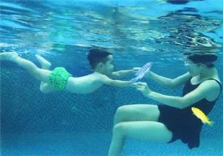 2017夏季親子游泳應該準備什么  有哪些問題需要了解