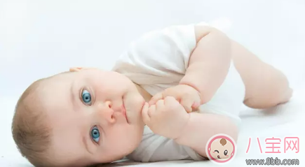 2017三伏天擦爽身粉寶寶痱子更嚴重 防痱寶典來幫忙