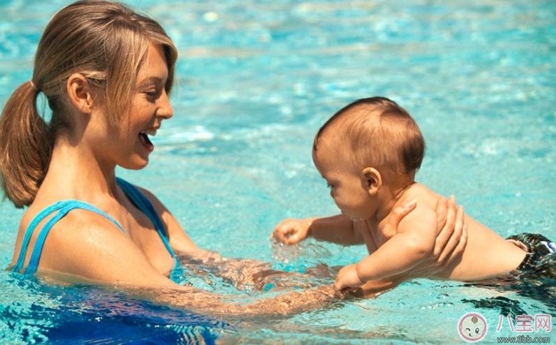 2017夏季寶寶游泳水溫多少合適 嬰兒游泳水溫過高會怎么樣