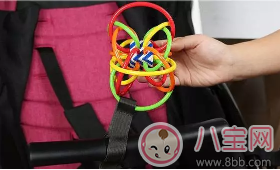 章子怡寶寶同款力推的chewbeads牙膠搖鈴 時尚又安全 章子怡寶寶同款力推的chewbeads牙膠搖鈴 時尚又安全