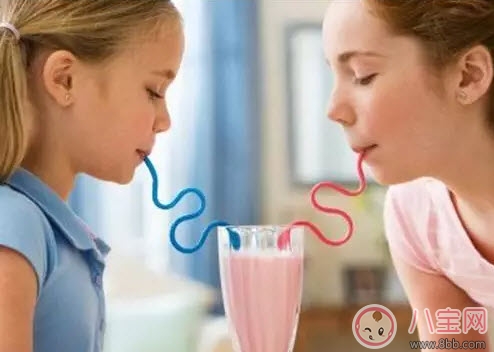 寶寶吃冰淇淋的壞處，孩子怎么吃冷飲才健康