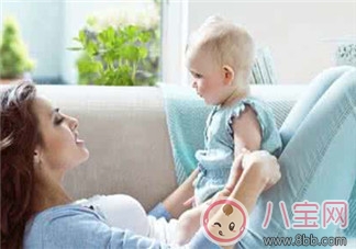 教寶寶說(shuō)話勿進(jìn)入的誤區(qū) 教寶寶說(shuō)話的注意事項(xiàng)