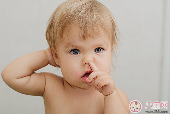 孩子吹空調(diào)挖鼻孔 在家使用空調(diào)方法推薦 孩子吹空調(diào)挖鼻孔 在家使用空調(diào)方法推薦