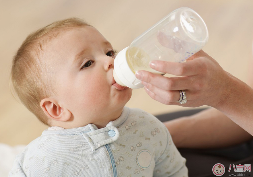寶寶喝奶喂養的方法是什么 孩子喝奶及特殊孩子喂養方法