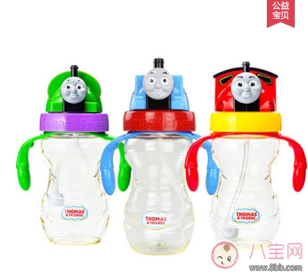 2017夏天寶寶不喝水要換杯子嗎 寶寶喝水杯子怎么選擇