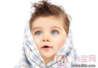 夏季寶寶總把蓋的蹬開 夏季空調房如何蓋被 夏季寶寶總把蓋的蹬開 夏季空調房如何蓋被