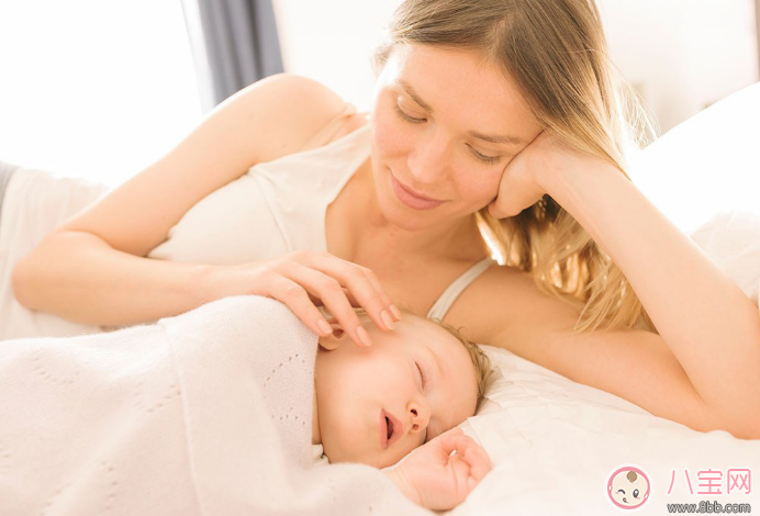 孩子分床睡的最佳年齡 寶寶分床的最佳時間2017