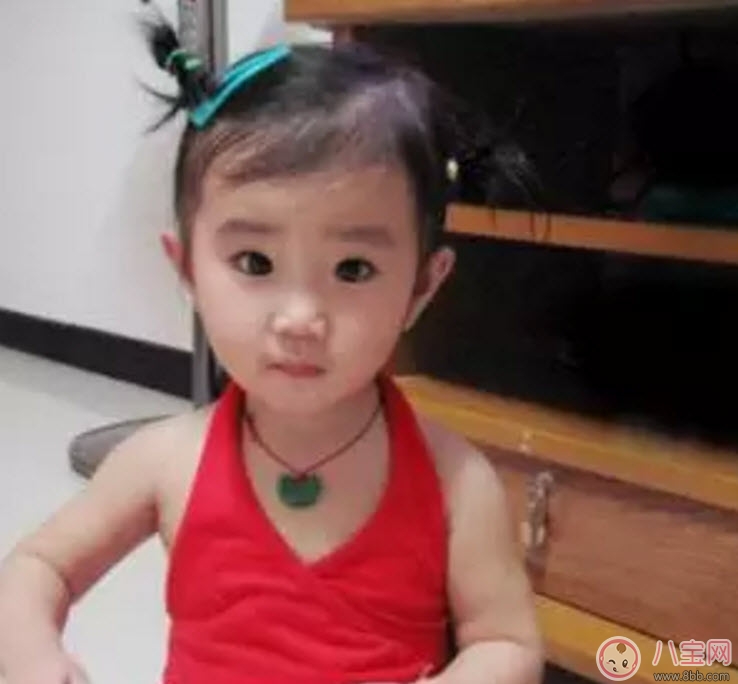 一歲女寶寶夏天發型 夏天一歲女寶寶發型有哪些(劉海+盤發)