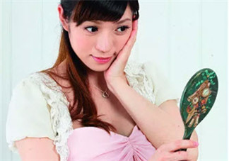 林心如孕后素顏擁有水光肌 孕后如何護膚