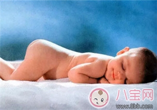 夏季寶寶愛紅屁股 是紙尿褲的原因嗎