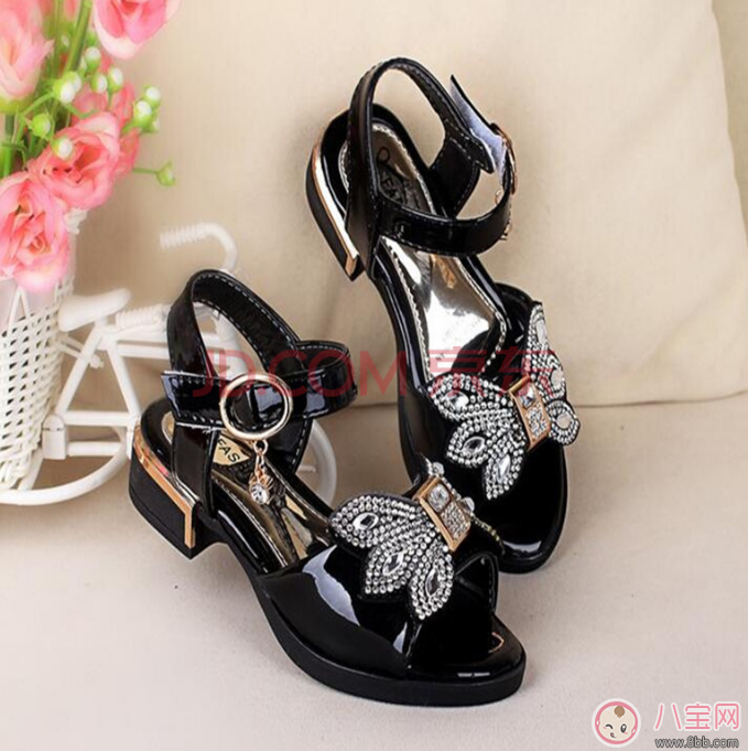 女寶寶涼鞋怎么選 兒童涼鞋挑選方法 女寶寶涼鞋怎么選 兒童涼鞋挑選方法