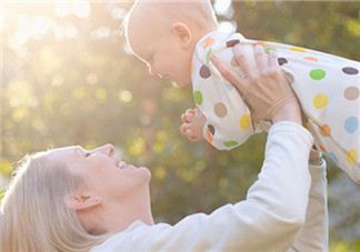 夏季照顧孩子常犯誤區  不做坑娃父母