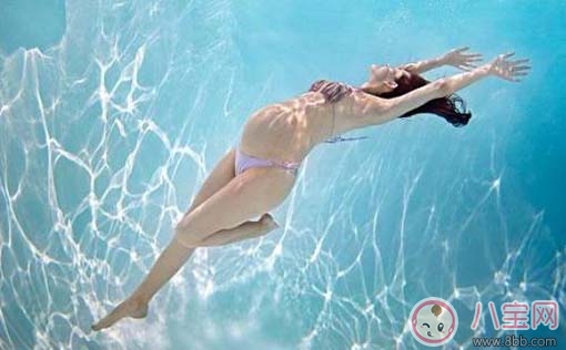 跳水奧運冠軍何姿懷孕 孕期可以游泳嗎