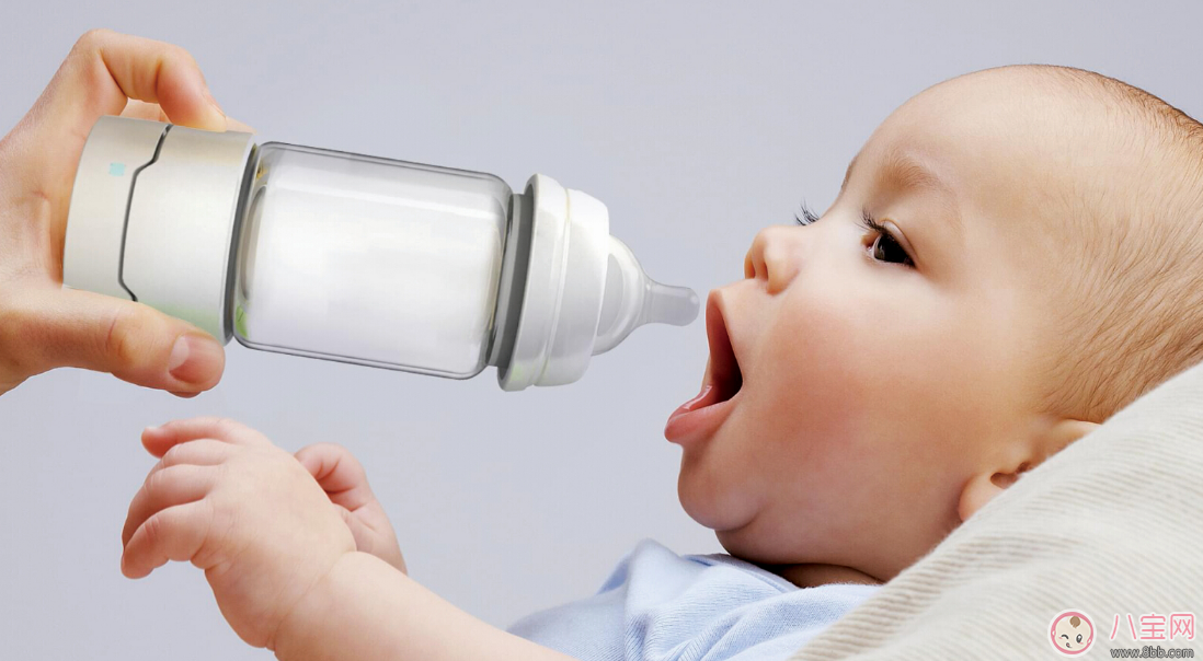 寶寶濕疹可以洗澡嗎 濕疹寶寶洗澡怎么做 寶寶濕疹可以洗澡嗎 濕疹寶寶洗澡怎么做