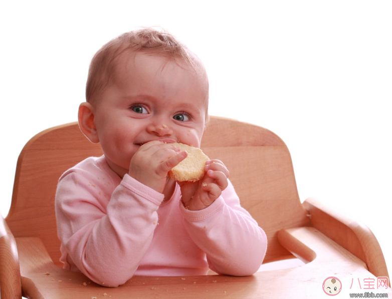 懷孕三個(gè)月后才公布原因竟是因?yàn)檫@個(gè) 懷孕三月公開原因解密