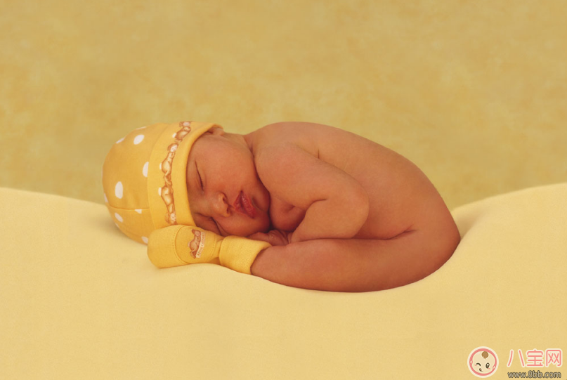 寶寶睡不踏實 夏天燥熱寶寶睡不好方法