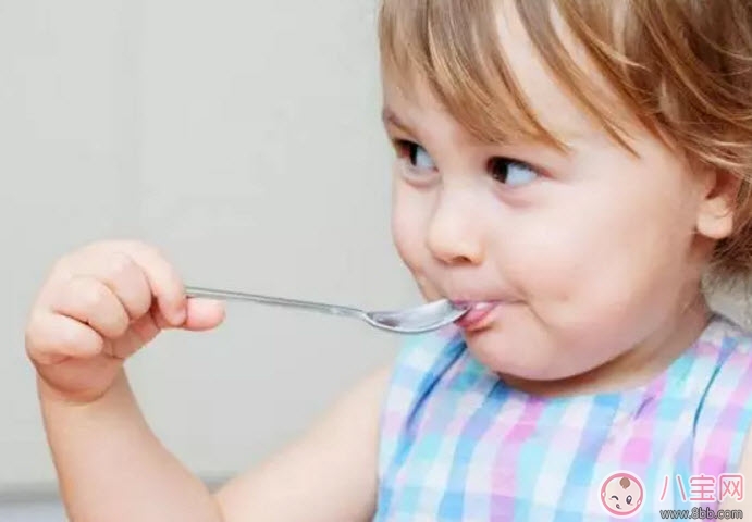 寶寶太胖怎么辦 寶寶太胖的危害有哪些(如何判斷寶寶胖瘦) 寶寶太胖怎么辦 寶寶太胖的危害有哪些(如何判斷寶寶胖瘦)