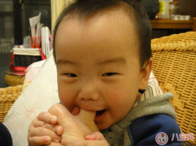 寶寶咬人怎么糾正 壞習(xí)慣咬人是不是缺什么