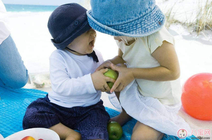 孩子這樣其實是中暑了 別把中暑當發燒治