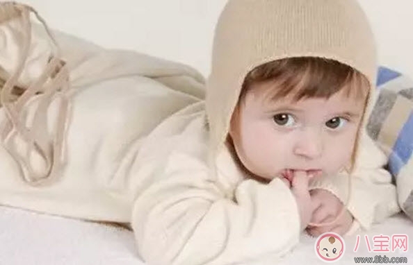 寶寶立秋之后穿什么衣服合適 寶寶秋凍應該怎么穿衣服