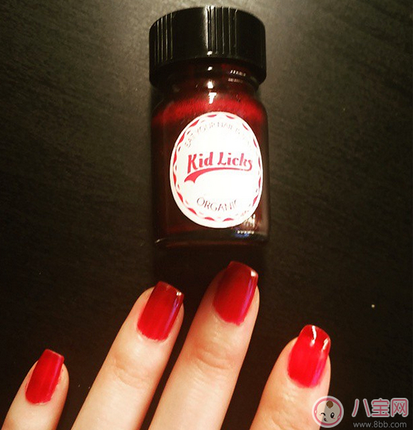 愛美也要健康的來 米粒媽伊能靜推薦指甲油Kid Licks 愛美也要健康的來 米粒媽伊能靜推薦指甲油Kid Licks