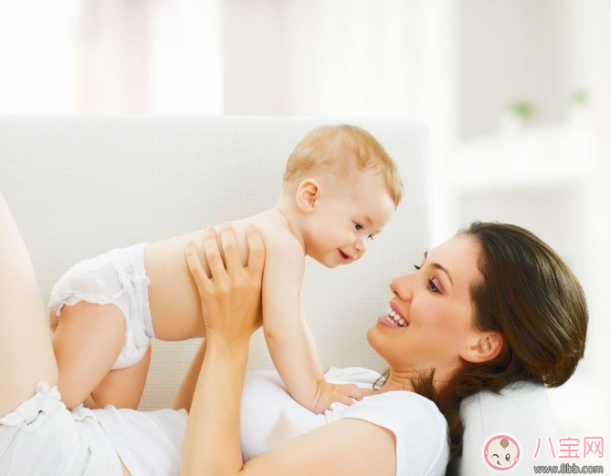 孩子太黏人怎么應付 過分依賴父母的孩子怎么培養 孩子太黏人怎么應付 過分依賴父母的孩子怎么培養