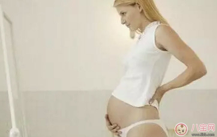 孕婦洗澡的正確順序 孕婦洗澡應該先洗頭還是先洗臉 孕婦洗澡的正確順序 孕婦洗澡應該先洗頭還是先洗臉