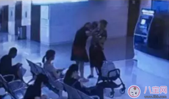 家長帶孩子出行如何防騙 家長帶孩子出門注意事項