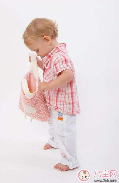 孩子做錯事后這樣做會更好 孩子犯錯正確引導方法