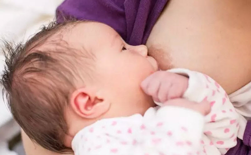 如何區別區別母乳性腹瀉 寶寶母乳性腹瀉媽媽不能吃什么 如何區別區別母乳性腹瀉 寶寶母乳性腹瀉媽媽不能吃什么