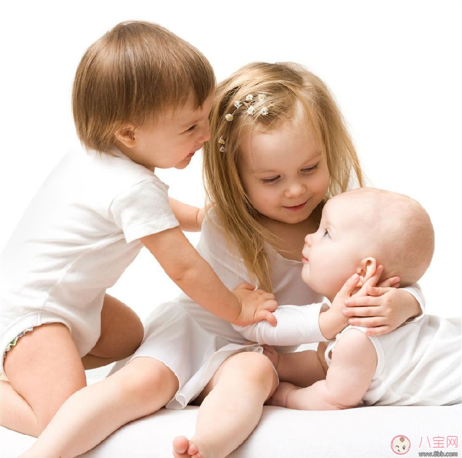 三歲孩子出現煩人行為怎么辦？如何與孩子和平共處