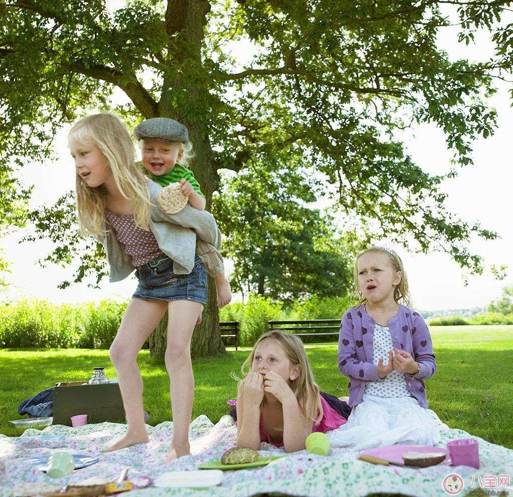 國慶節帶寶寶出游 必帶嬰兒用品清單