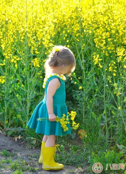 國慶節(jié)出游如何拍好一張萌寶照 怎么曬娃更加的有創(chuàng)意