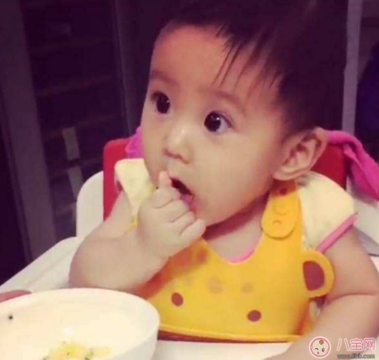 賈靜雯女兒咘咘同款餐椅nuna zaaz兒童餐椅怎么樣 nuna餐椅缺點 賈靜雯女兒咘咘同款餐椅nuna zaaz兒童餐椅怎么樣 nuna餐椅缺點