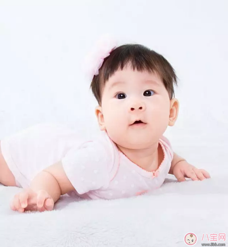 寶寶偏頭扁頭怎么辦？如何讓寶寶睡出漂亮頭型？