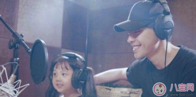 二胎時(shí)代的艾米跟小山竹是同一個(gè)人嗎 小山竹艾米合照對(duì)比照?qǐng)D片