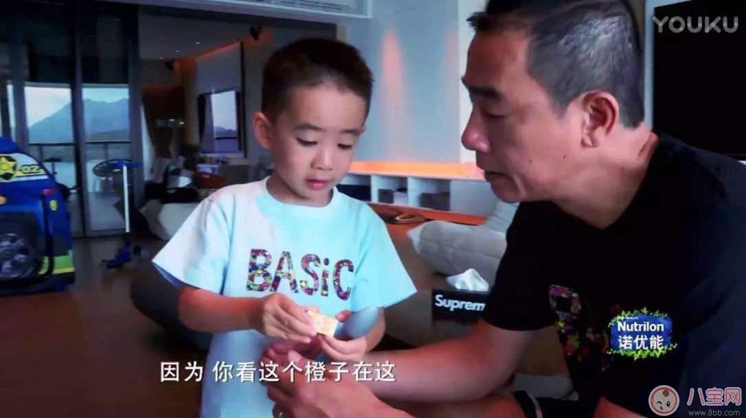 《爸爸去哪兒》陳小春帶孩子超兇 為什么不能讓爸爸缺席孩子的生活