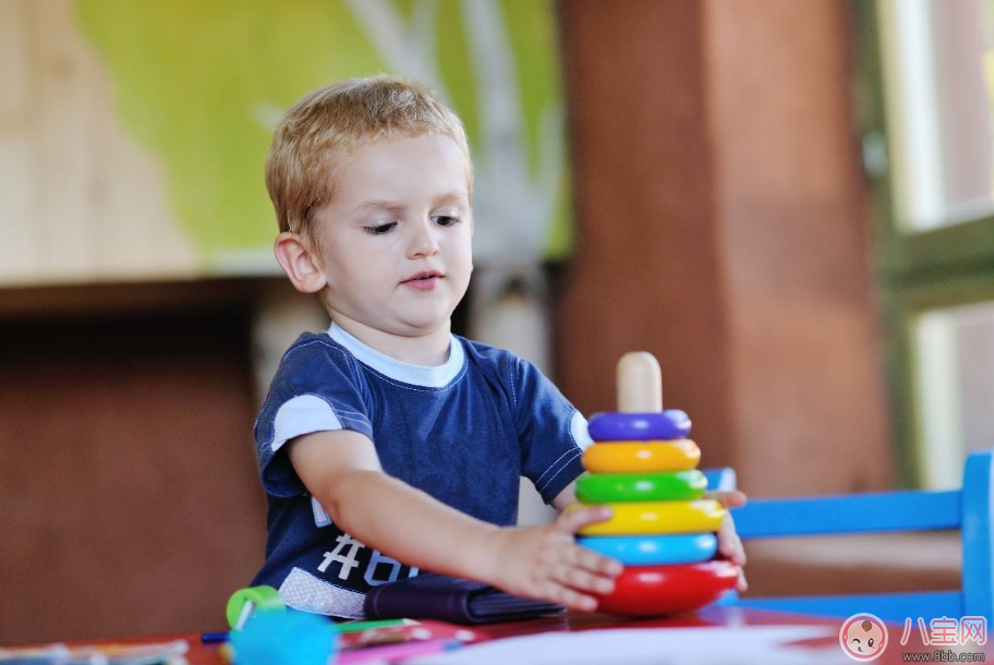 孩子太拖拉學(xué)習(xí)差怎么辦 如何培養(yǎng)孩子有良好的時(shí)間觀念