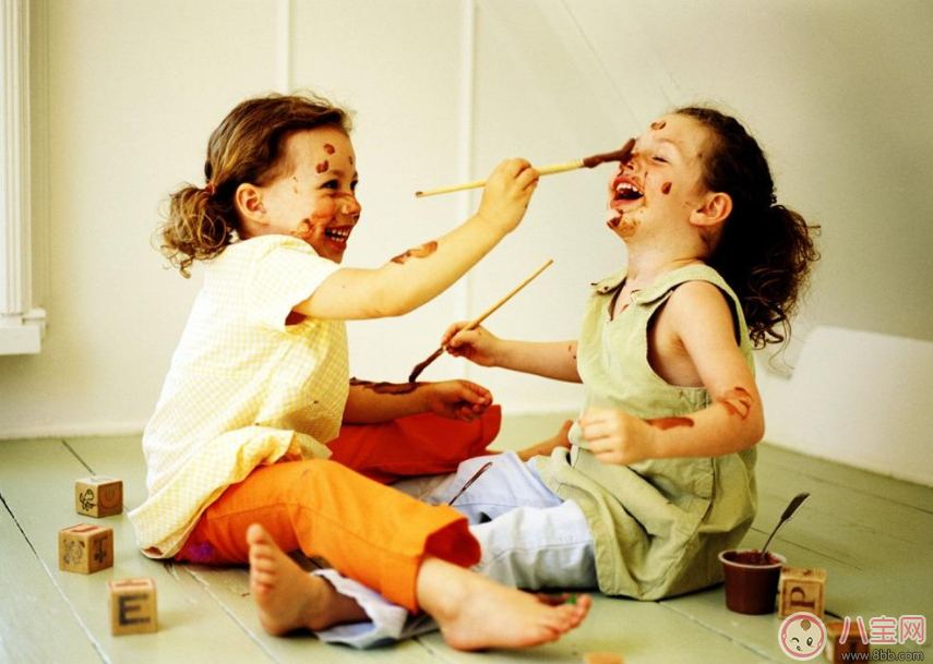 孩子是正確的自己錯了要不要認錯 大人孩子面前犯錯了應該怎么做