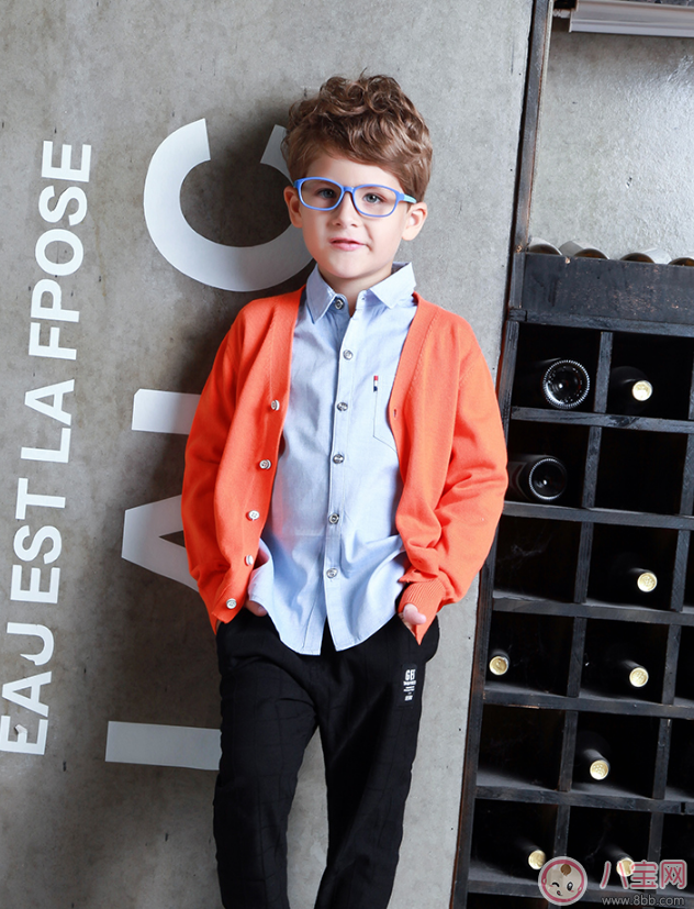 秋季寶寶穿什么開衫比較好 怎么選擇適合孩子的開衫