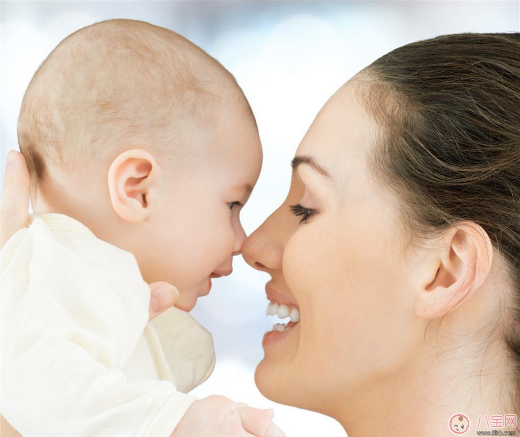 鐘欣怡狂接6個廣告卻被醫生警告有早產危險 早產對胎兒有什么影響？